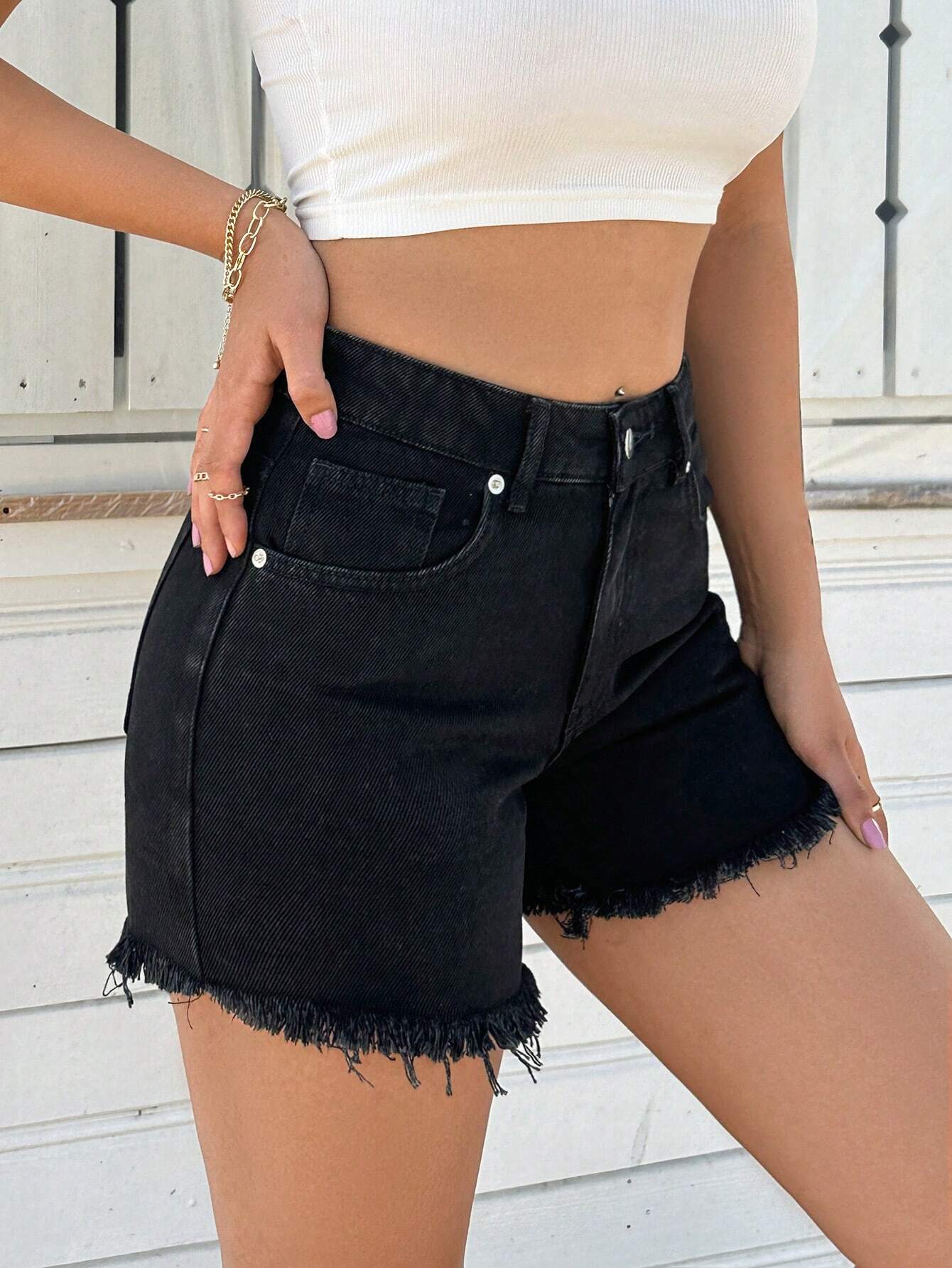 Cottonline Mini-Shorts Schwarz – Raw Edge