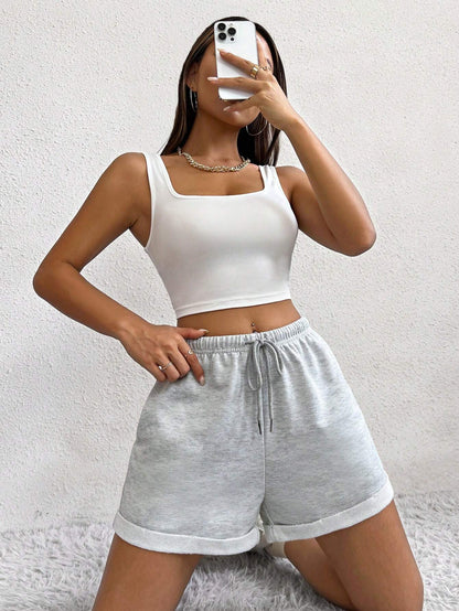 Flirla Trainingsshorts mit Tunnelzug, gerolltem Saum,