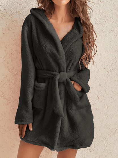 Damen Fleece Bademantel mit Kapuze – Warm & Kuschelig